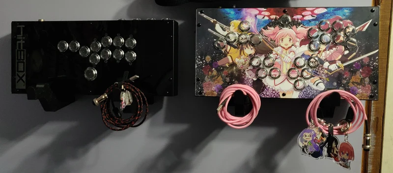 Support mural pour Hit Box, Cross|Up et Smash Box Controllere avec gestion des câbles