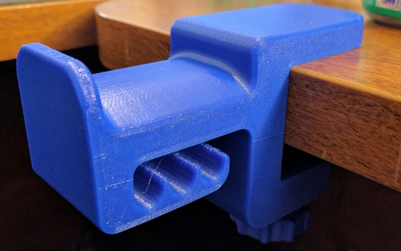 Support de casque monté sur bureau - Robuste et peu encombrant