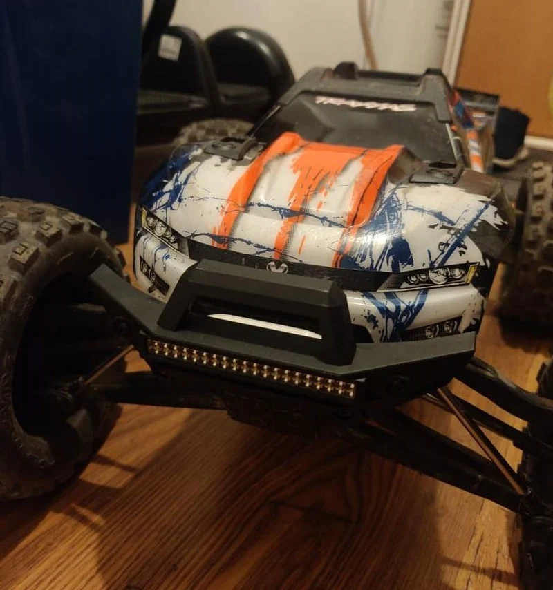 Adaptateur de pare-chocs Traxxas Maxx vers E-revo 2.0