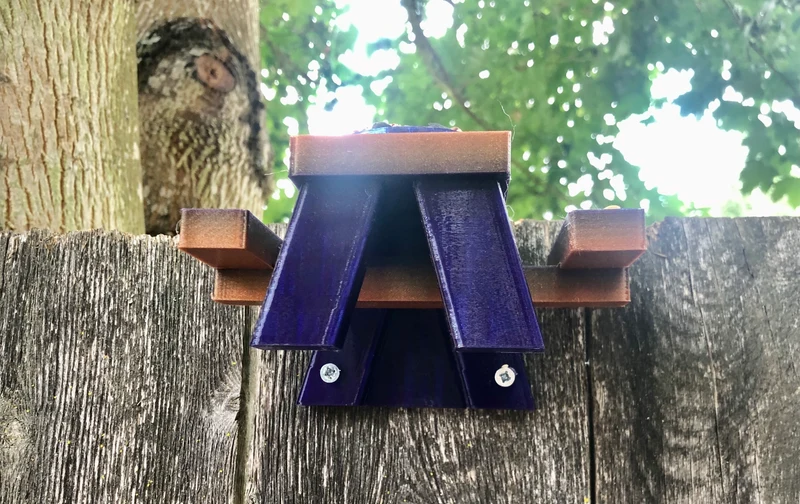 Mangeoire à Écureuil Style Pique-Nique – Pour Montage sur Clôture