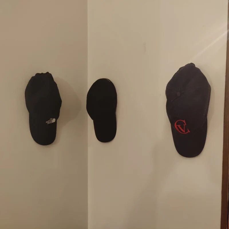 Support de casquette mural