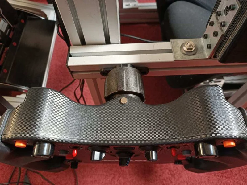 Support de roue Fanatec : Solution universelle pour SimRig 8020 et montage mural