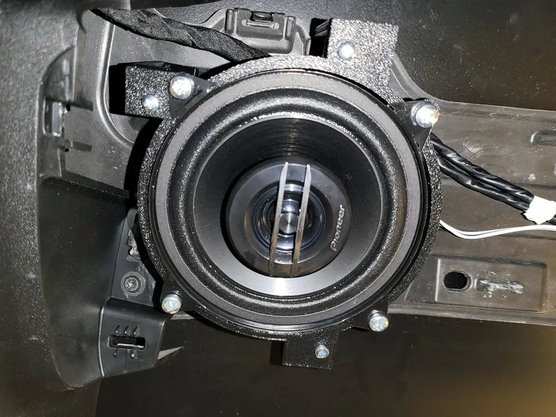 Supports de haut-parleur Renault Twizy (2 pièces / 8 pièces)