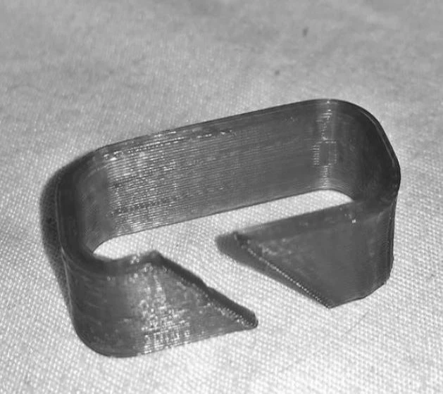 Organisateur de câbles en deux tailles pour les câbles USB et les câbles d'alimentation