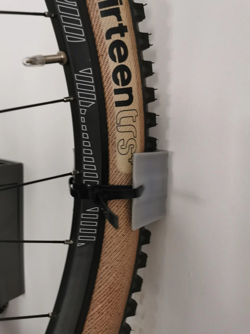 Support mural robuste pour VTT avec pneus 2.35