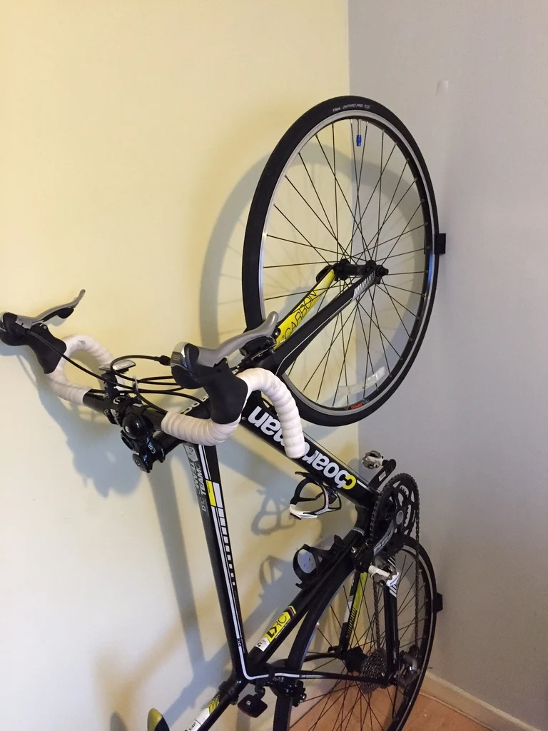 Support de vélo de course mural