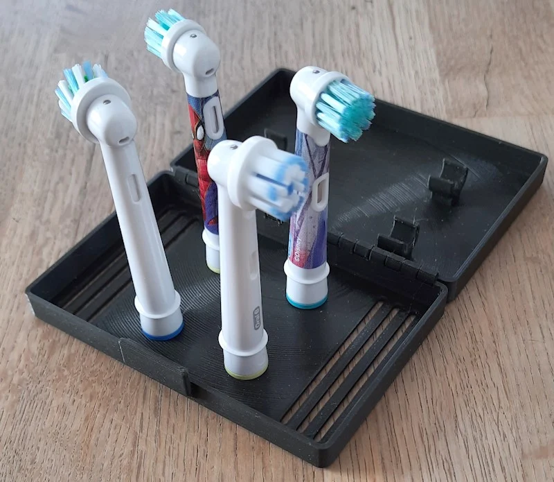 Étui de voyage Oral-B avec support pour têtes de brosse à dents électriques