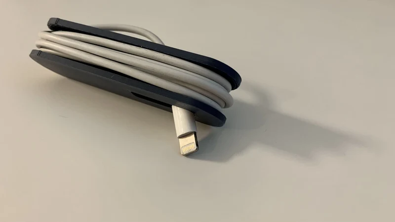 Organisateur de câbles pour Apple iPhone et Smartphone Gadgets