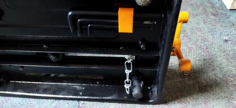 Porte-clé Allen à friction pour la scie à découper Evolution Rage4