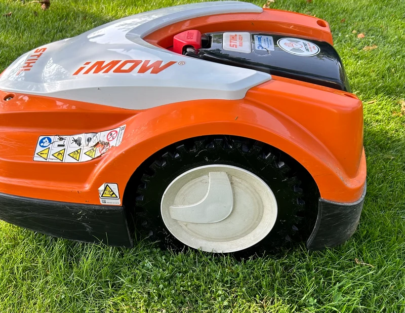 Roues tout-terrain pour robots tondeuses Stihl iMOW RMI