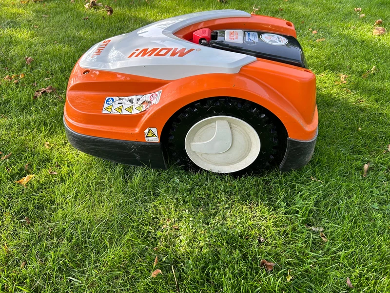 Roues tout-terrain pour robots tondeuses Stihl iMOW RMI