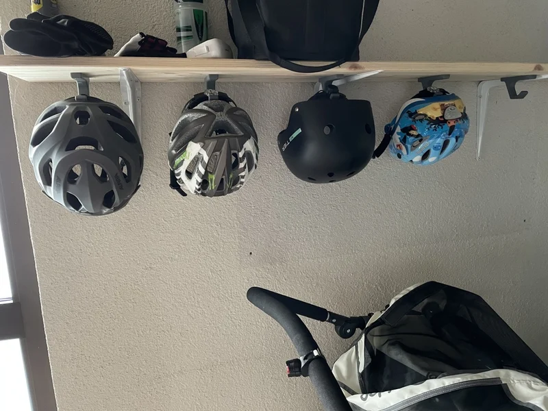 Support de casque de vélo mural - Conception universelle