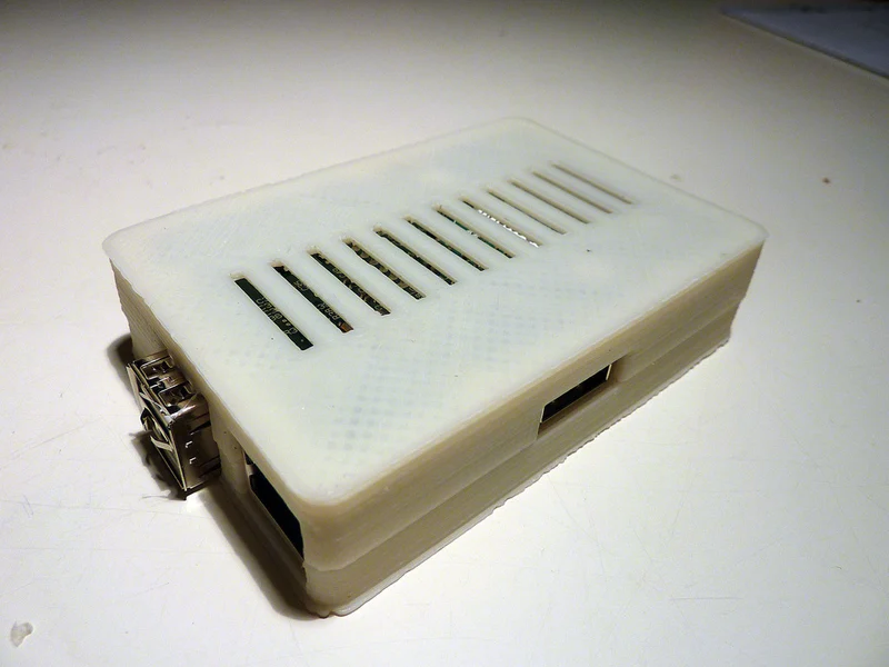 Boîtier Raspberry Pi avec accès GPIO