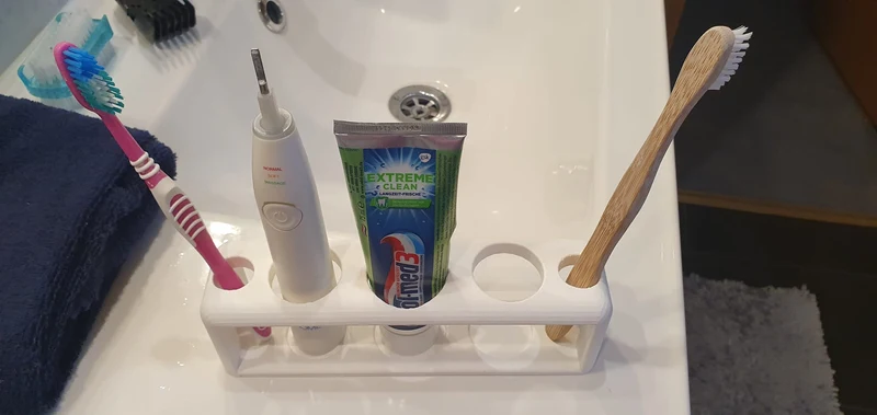 Porte-brosse à dents pour 2 brosses à dents normales et 2 brosses à dents électriques avec espace pour le dentifrice
