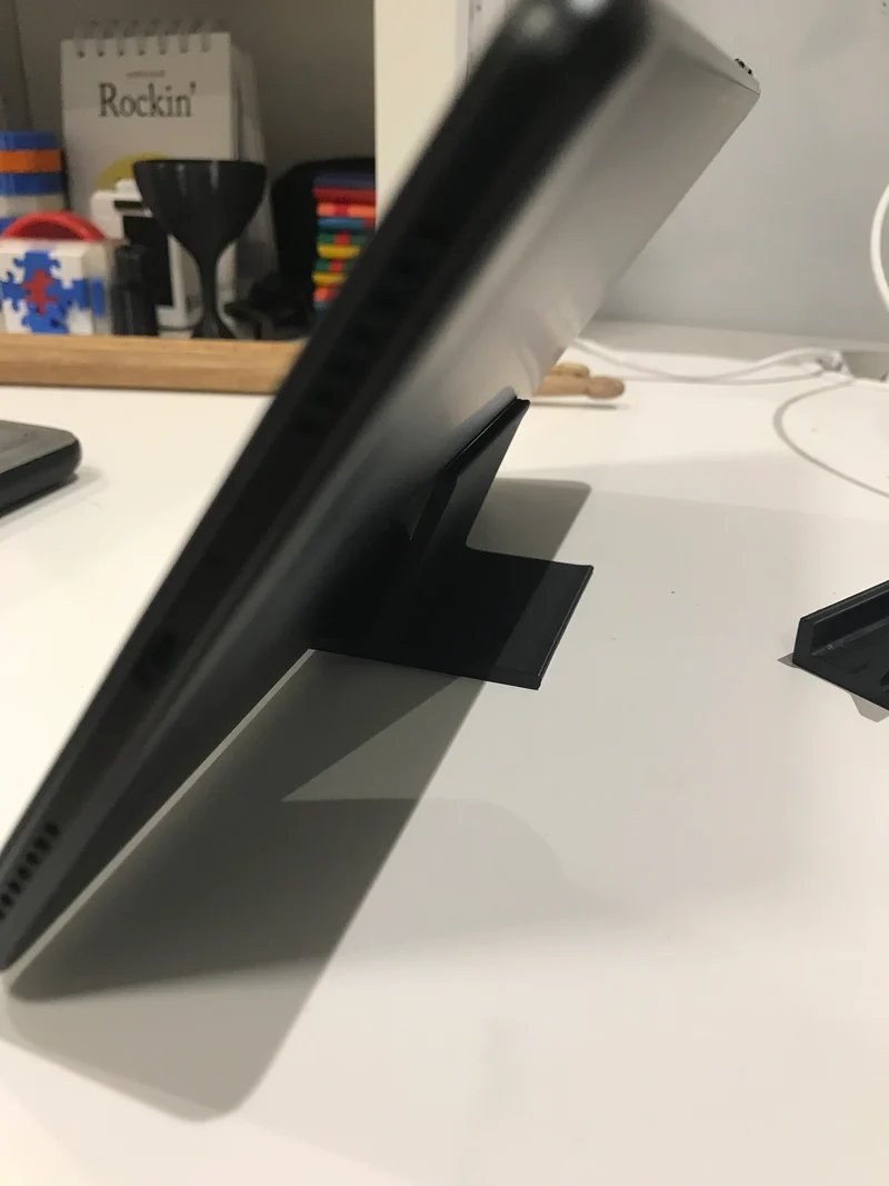 Support simple et robuste pour téléphone et tablette