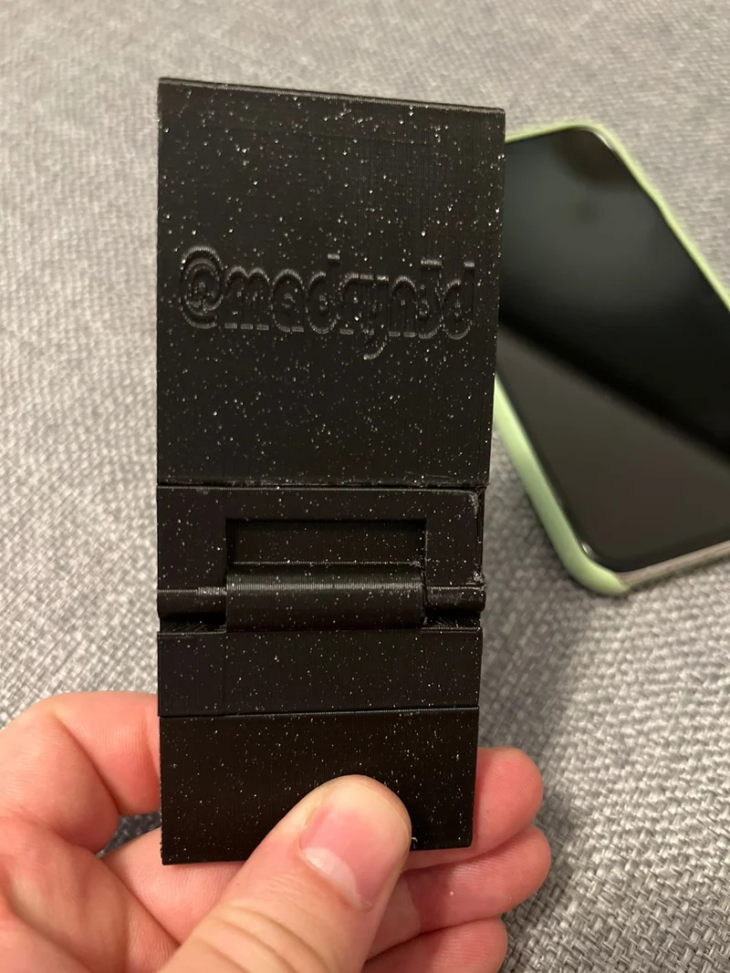 Support pour smartphone de poche v1.0 @madryn3d