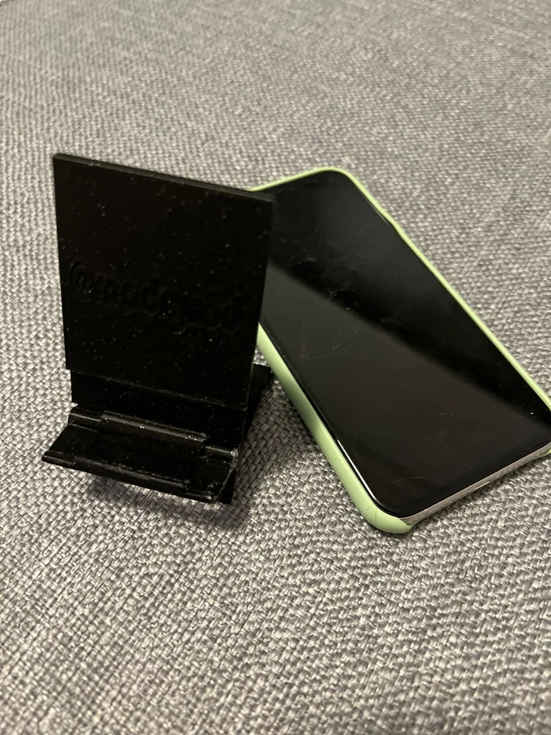Support pour smartphone de poche v1.0 @madryn3d