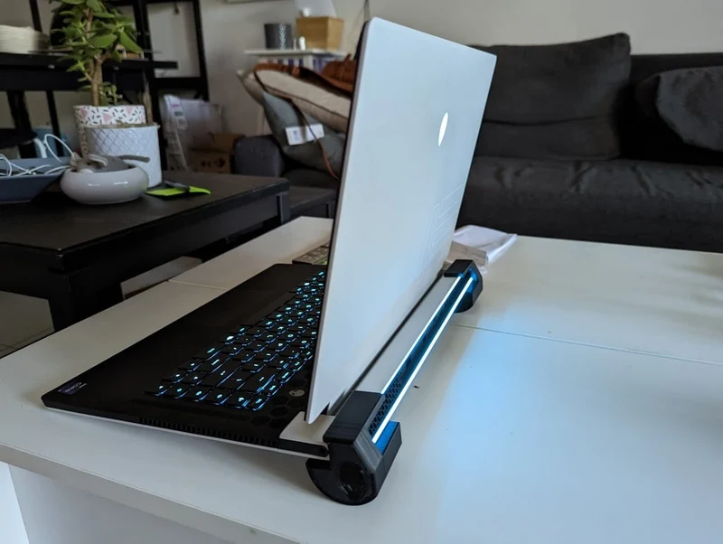 Support pour ordinateur portable Alienware X15 R2