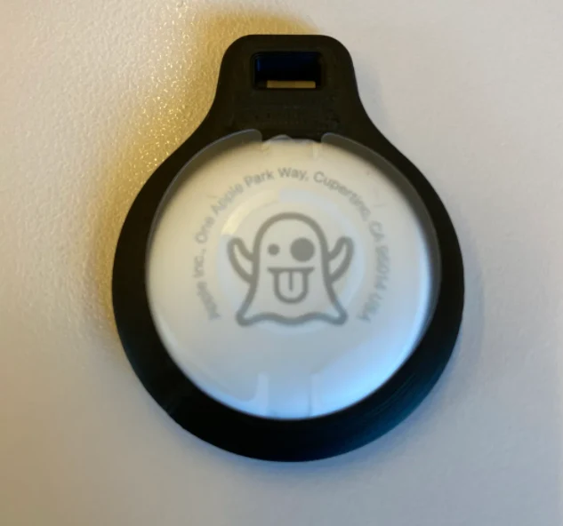 Support sécurisé AirTag compatible avec le porte-clés