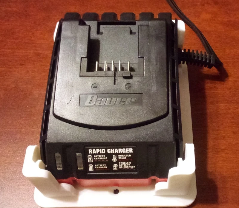 Support mural pour chargeur rapide Bauer 20V (Harbor Freight)