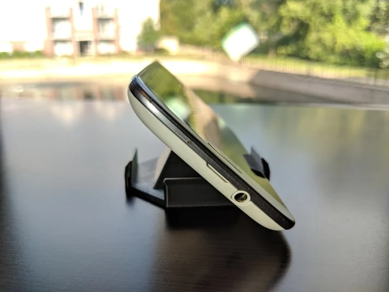 Support de téléphone 4X : petit et léger support de smartphone à quatre angles
