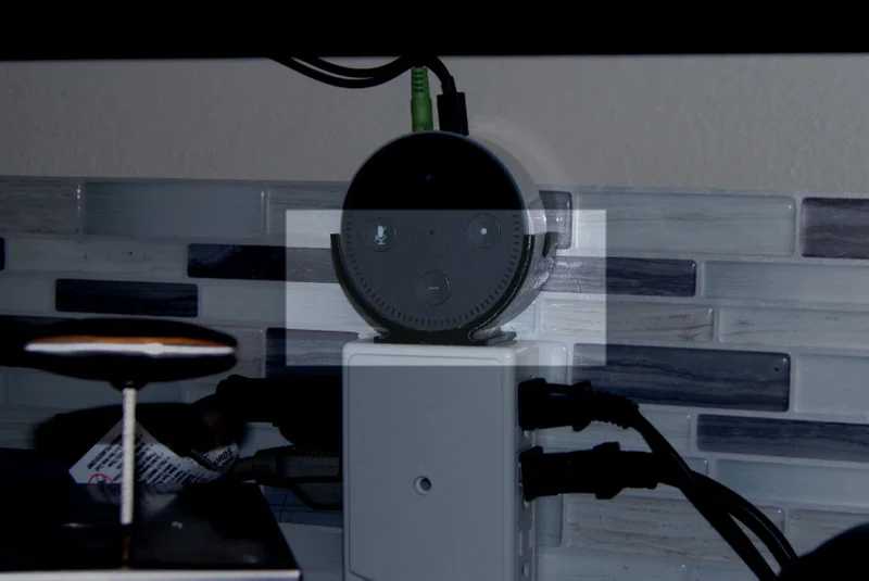 Support vertical pour Alexa Echo Dot