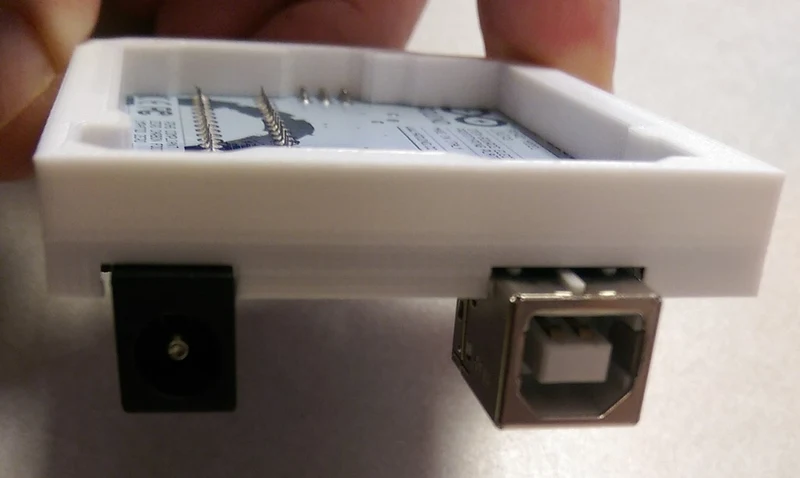 Adruino Uno Mini Bumper Bumper épais et auto-rétentif - Idéal pour les étudiants et les bricoleurs