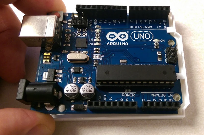 Adruino Uno Mini Bumper Bumper épais et auto-rétentif - Idéal pour les étudiants et les bricoleurs