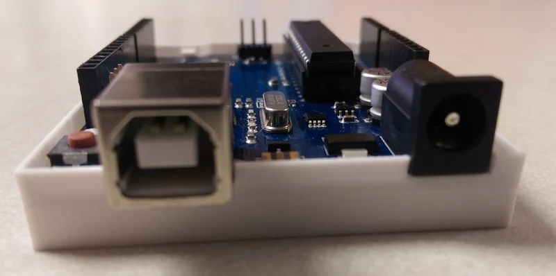 Adruino Uno Mini Bumper Bumper épais et auto-rétentif - Idéal pour les étudiants et les bricoleurs