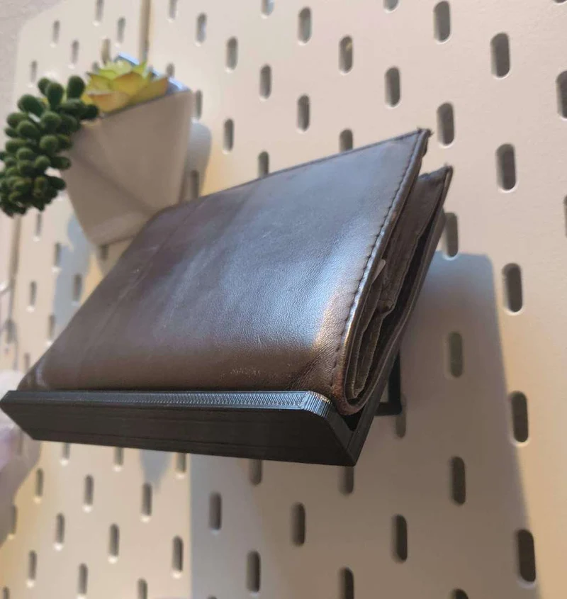 SKÅDIS Étagère pour sac à main de taille moyenne