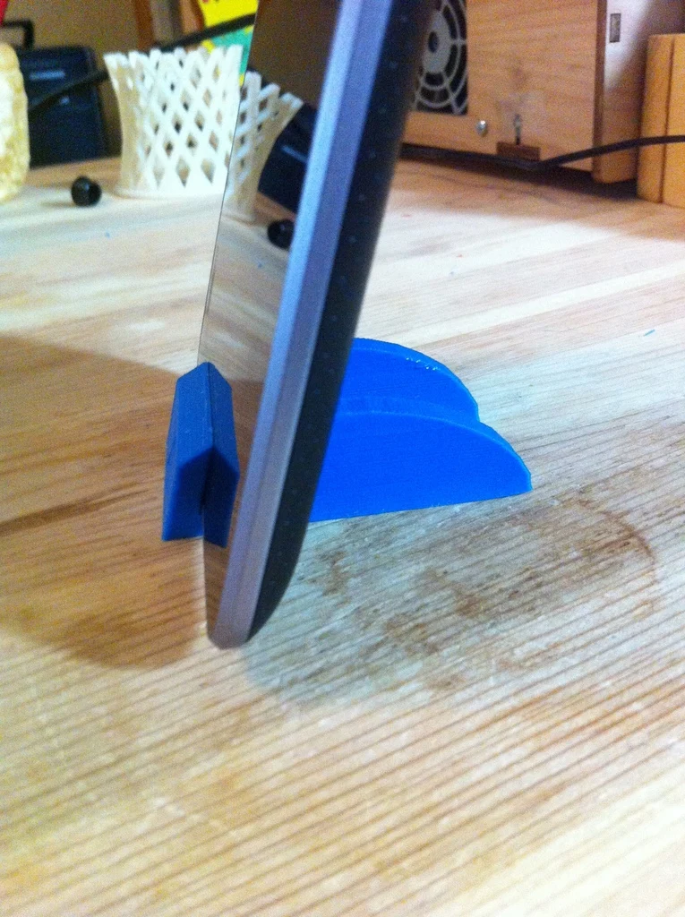 Support Nexus 7 avec logo Nexus X