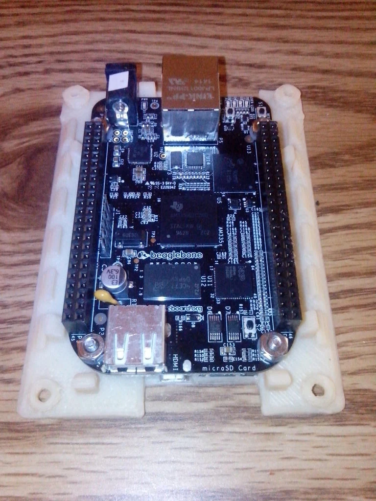 Base de montage pour microcontrôleur BeagleBone Black pour ClamShelf
