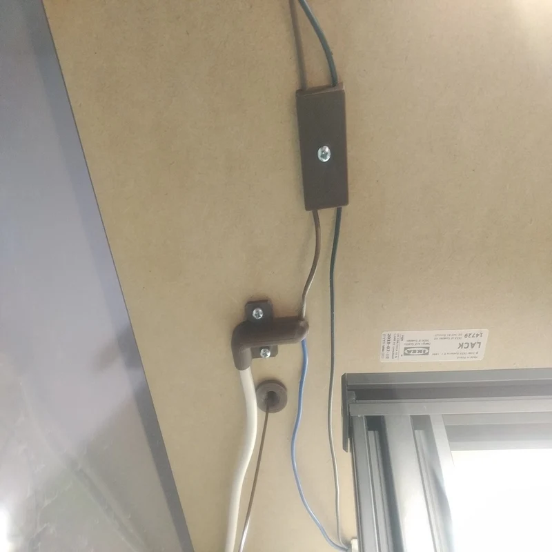 Porte-câbles pour Ikea Lack