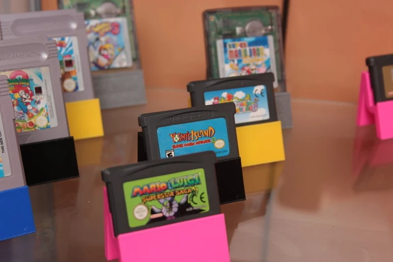 Présentoir pour cartouches de jeu Game Boy
