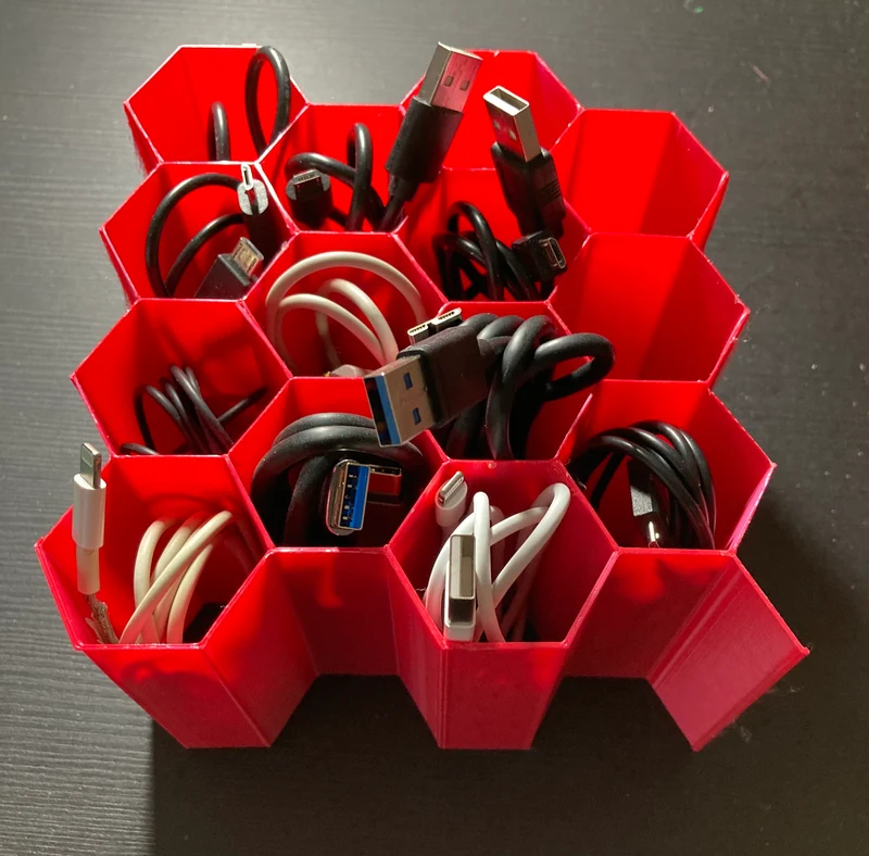 Organisateur de câbles hexagonal pour étagères à câbles et à fils