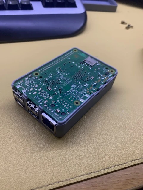 Boîtier Raspberry Pi 5 avec différentes options