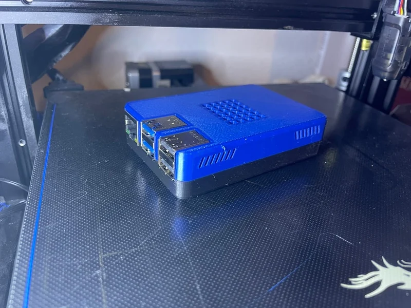 Boîtier Raspberry Pi 5 avec trous d'aération et nouvelle disposition USB/LAN