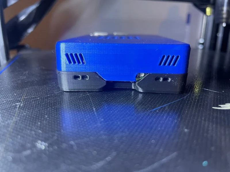 Boîtier Raspberry Pi 5 avec trous d'aération et nouvelle disposition USB/LAN