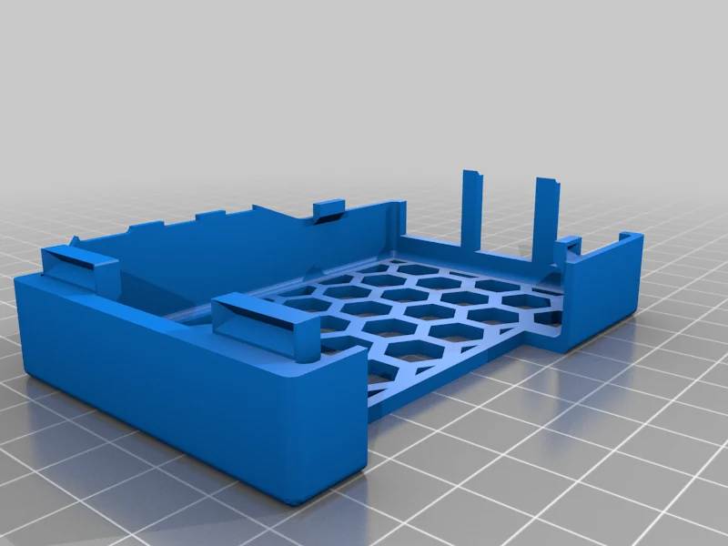 Boîtier pour Raspberry Pi 5 avec broches GPIO et trous de refroidissement
