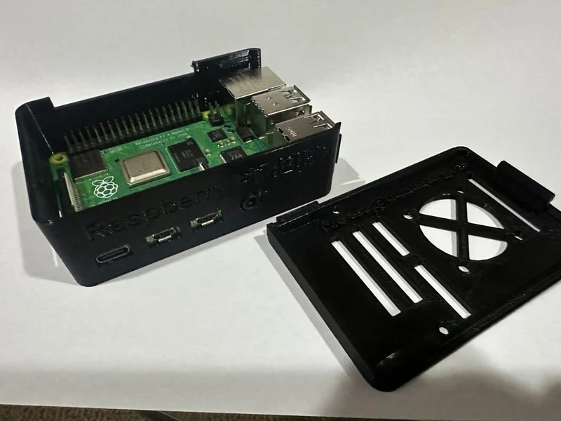 Boîtiers compatibles Raspberry Pi 5, 4B et 3B