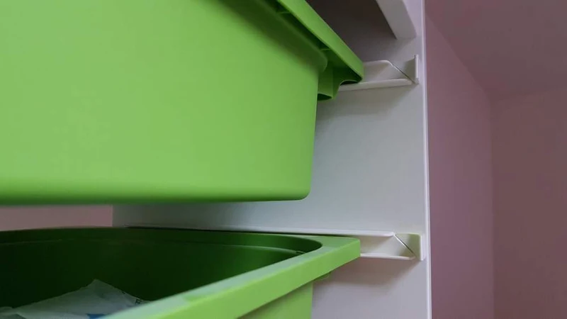 Butée d'extrémité pour meuble IKEA TROFAST. 4 ensembles de 2 pièces