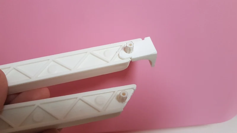 Butée d'extrémité pour meuble IKEA TROFAST. 4 ensembles de 2 pièces