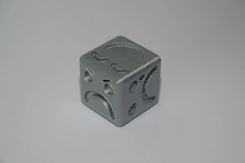 Cube des émotions à usage pédagogique
