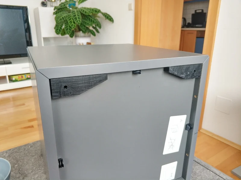 Fixation murale pour meuble Ikea Eket