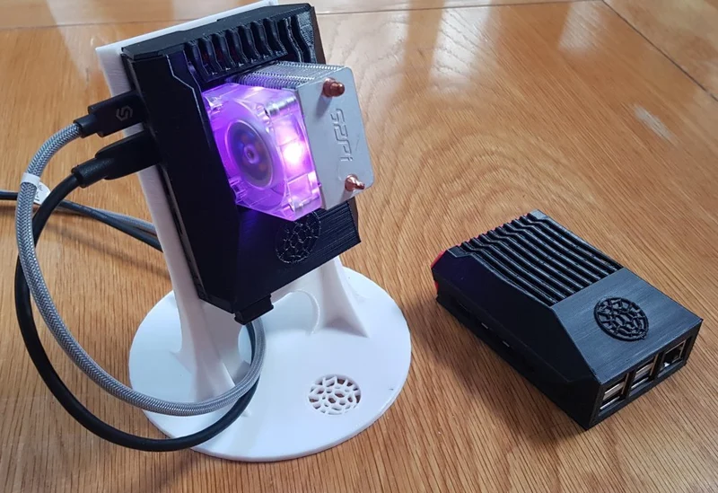 Boîtier Overclocked Raspberry Pi 4 avec support SSD et socle