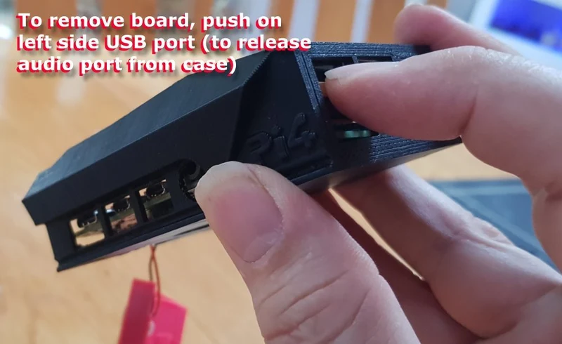 Boîtier Overclocked Raspberry Pi 4 avec support SSD et socle