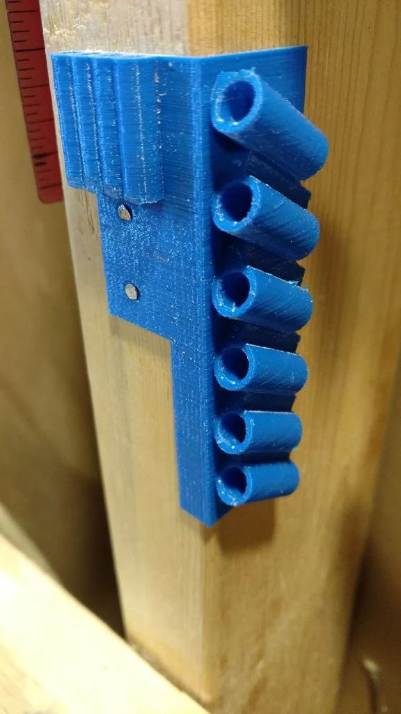 Porte-outils sur goujon pour clés hexagonales et limes aiguilles