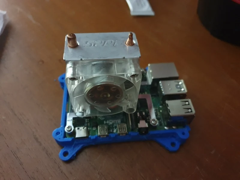 Armoire de refroidissement Ice Tower pour Raspberry Pi 4