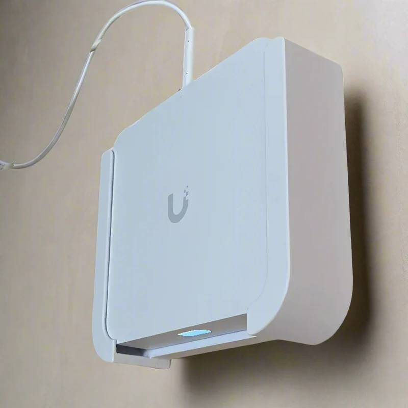 Support mural pour Unifi Cloud Gateway Ultra (UCG-Ultra & UCG-Max)