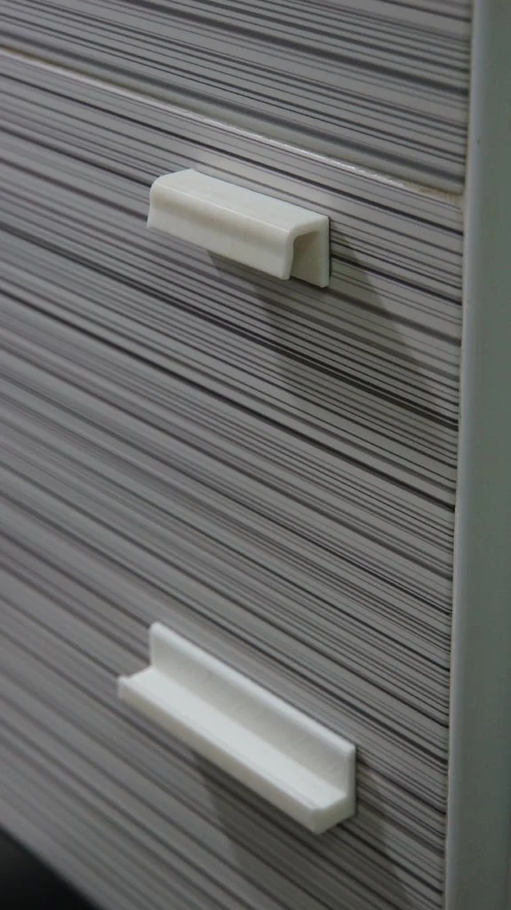 Étagère murale et pince supérieure pour iPad/tablette